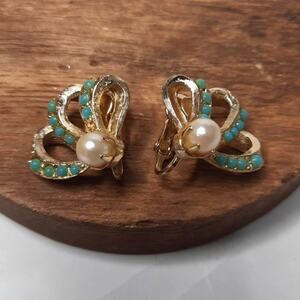 Vintage Gold Tone Faux Pearl Fan Earrings Clip Backs